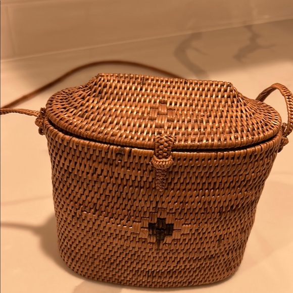 Straw Bag - Picture 1 of 3